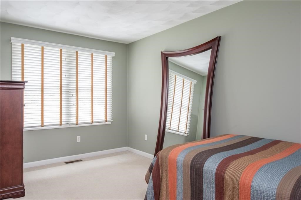 1600 Hope Road Cranston, RI 02831 - Photo 18 of 29