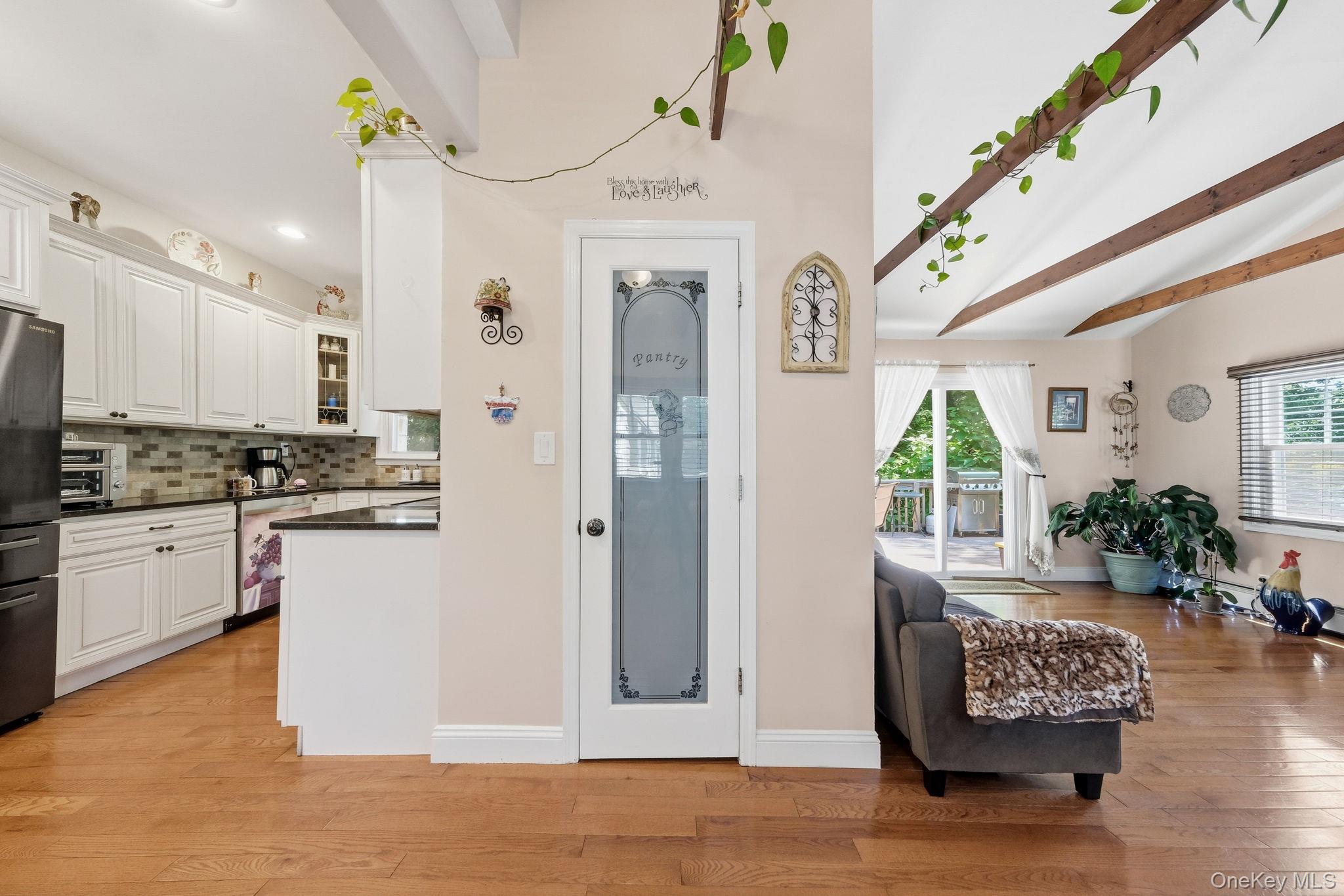 36 Sayville Road Sound Beach, NY 11789 - Photo 11 of 50