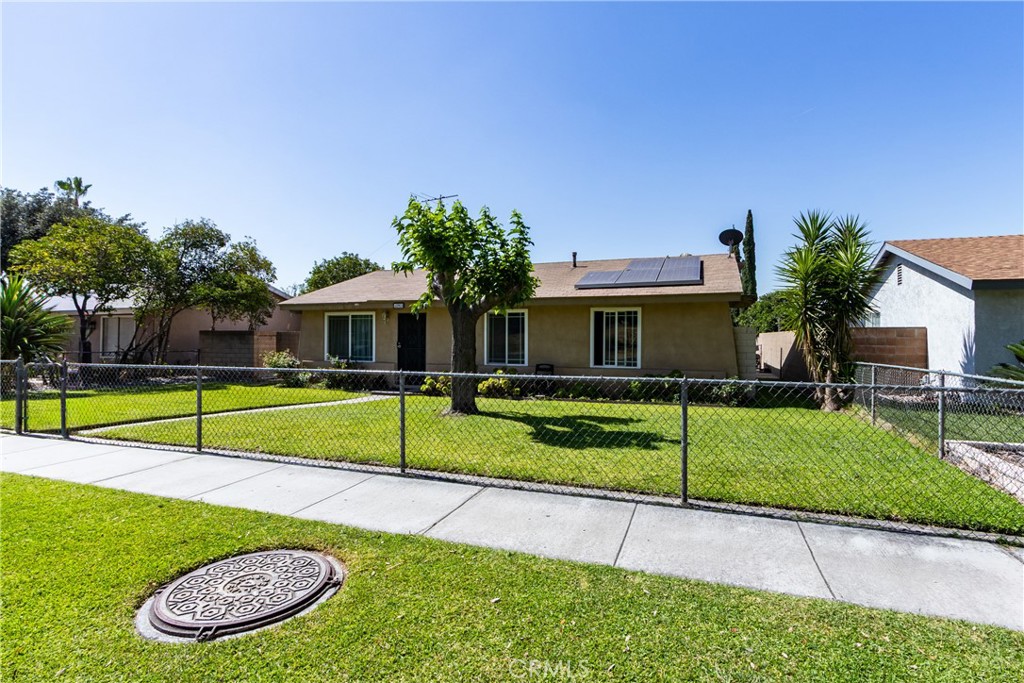 485 East Randall Avenue Rialto, CA 92376 - Photo 6 of 37