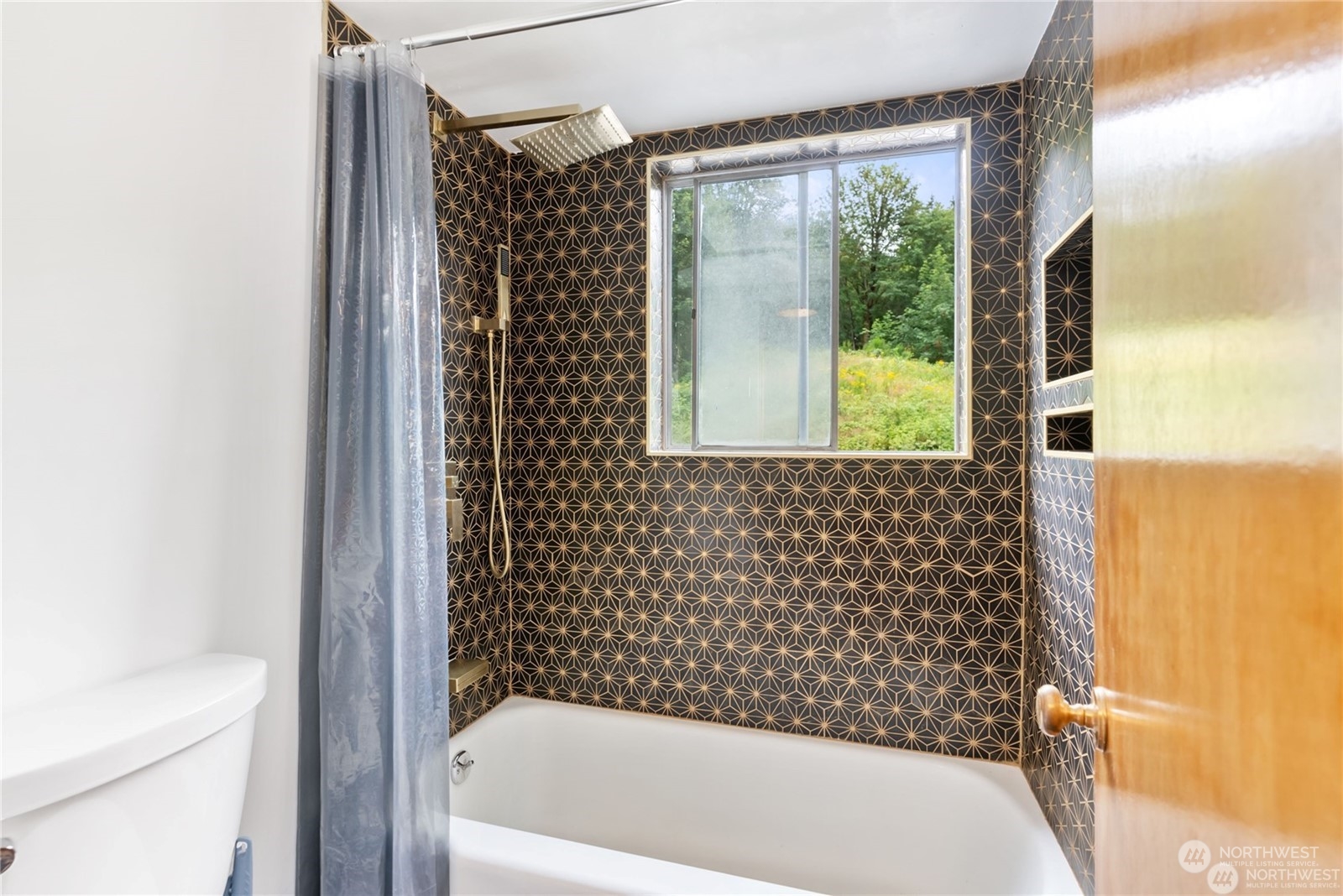 411 Southeast Collier Road Shelton, WA 98584 - Photo 8 of 37 Gallery Image 8