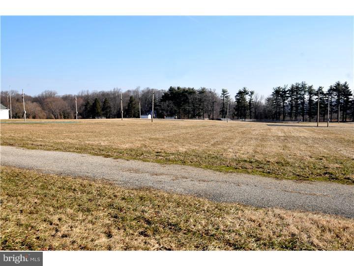 1795 Cathedral Road Huntingdon Valley, PA 19006 - Photo 8 of 18 View in Back