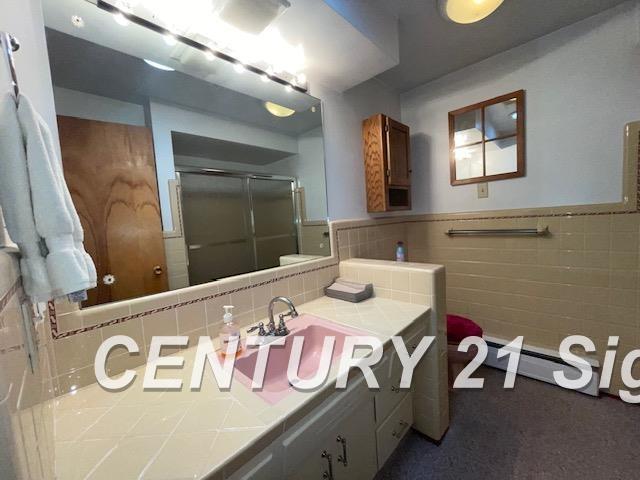 429 Morrish Road Flushing, MI 48433 - Photo 15 of 24 50127023-13.JPG