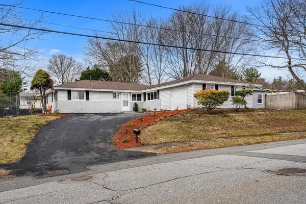 $839,900 | 3 Blackstone Street, Peabody, MA 01960