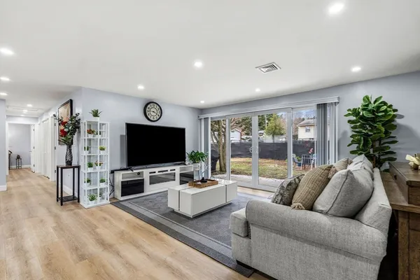 $839,900 | 3 Blackstone Street, Peabody, MA 01960