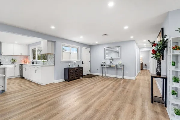 $839,900 | 3 Blackstone Street, Peabody, MA 01960
