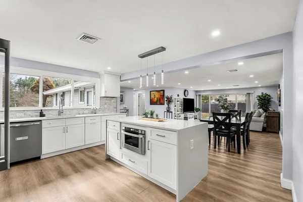 $839,900 | 3 Blackstone Street, Peabody, MA 01960