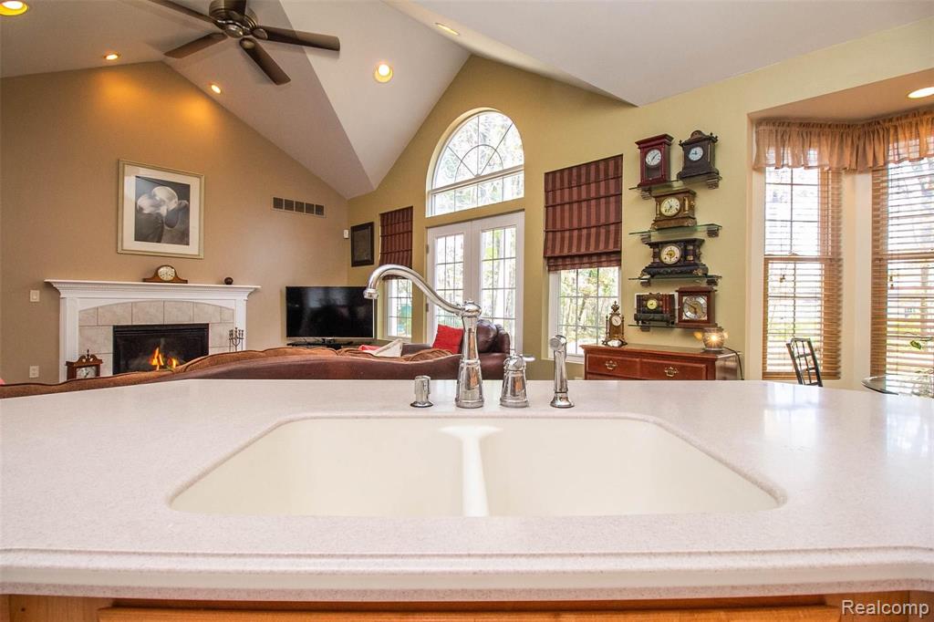 6009 Wayne Road Romulus, MI 48174 - Photo 14 of 58