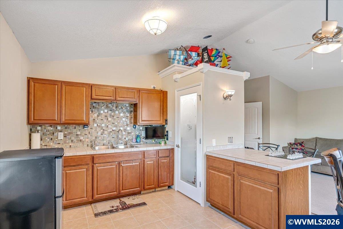 1304 Frontier Street Silverton, OR 97381 - Photo 27 of 50