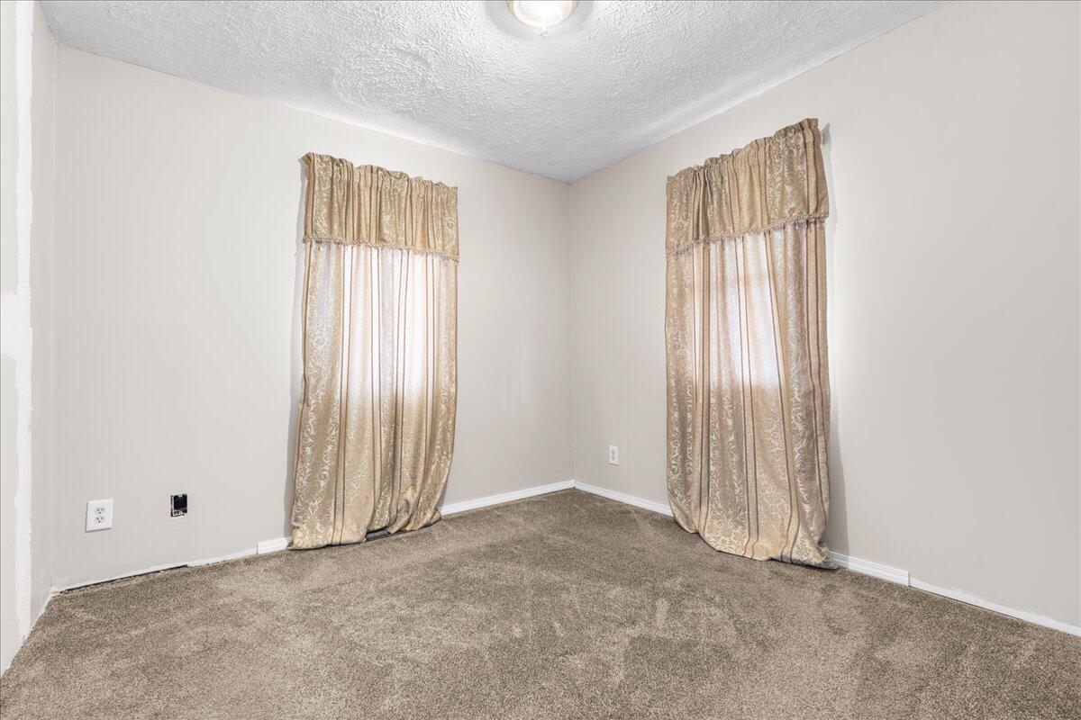 4924 Pleasant Grove Road Lansing, MI 48910 - Photo 10 of 14