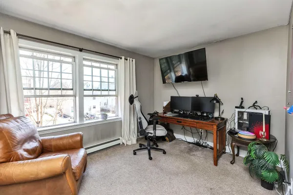 $299,999 | 75 Dubuque Street, Unit 1, Manchester, NH 03102