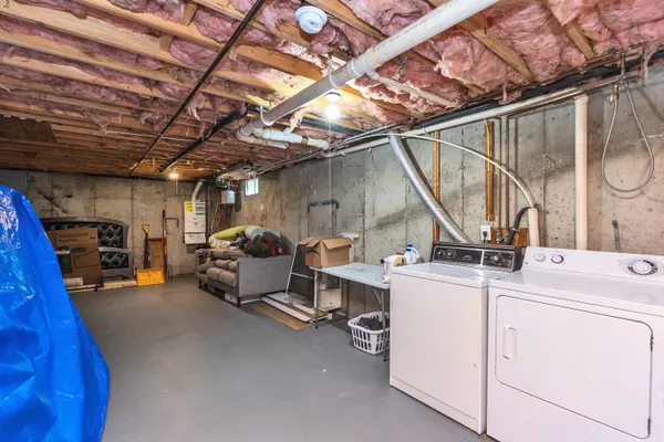 $299,999 | 75 Dubuque Street, Unit 1, Manchester, NH 03102