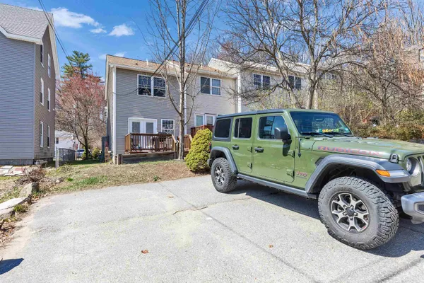 $299,999 | 75 Dubuque Street, Unit 1, Manchester, NH 03102