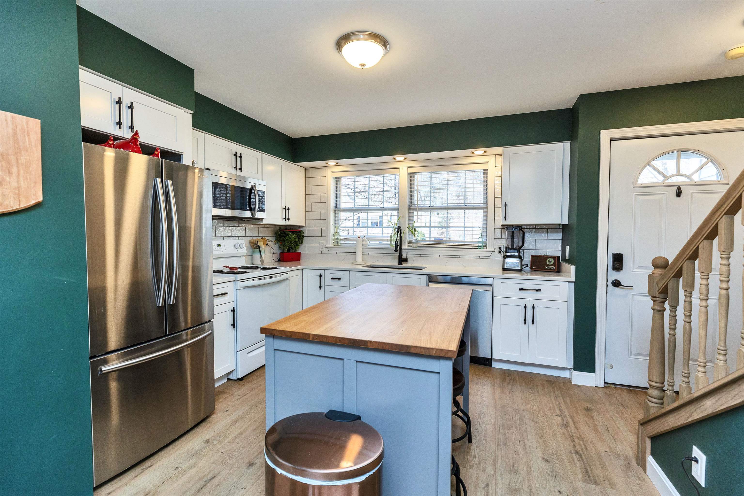 75 Dubuque Street, Unit 1 Manchester, NH 03102 - Photo 4 of 28