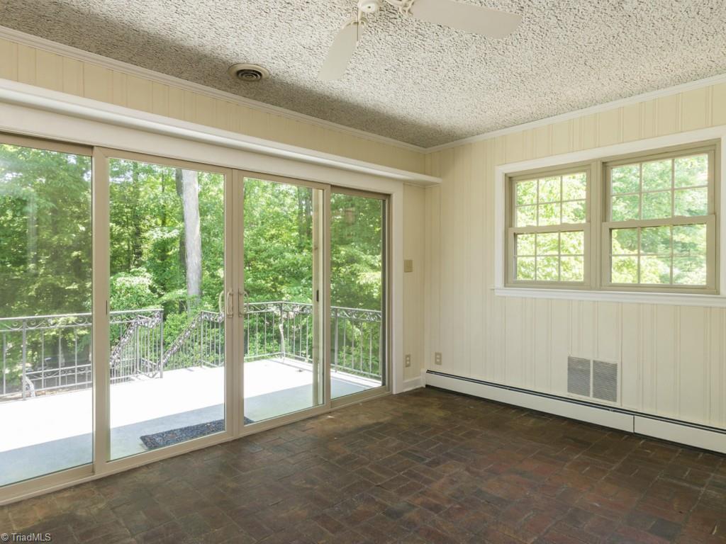 3612 Pinetop Road Greensboro, NC 27410 - Photo 10 of 30 Sunroom!!