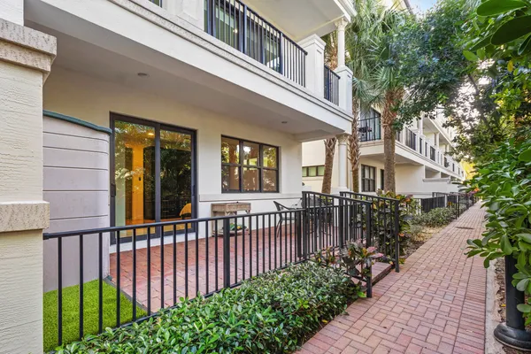 $4,750 | 613 Windward Circle North, Boynton Beach, FL 33435