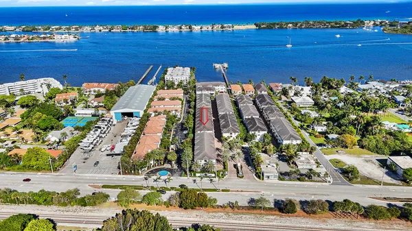 $4,750 | 613 Windward Circle North, Boynton Beach, FL 33435