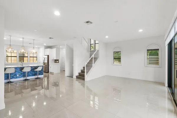 $4,750 | 613 Windward Circle North, Boynton Beach, FL 33435