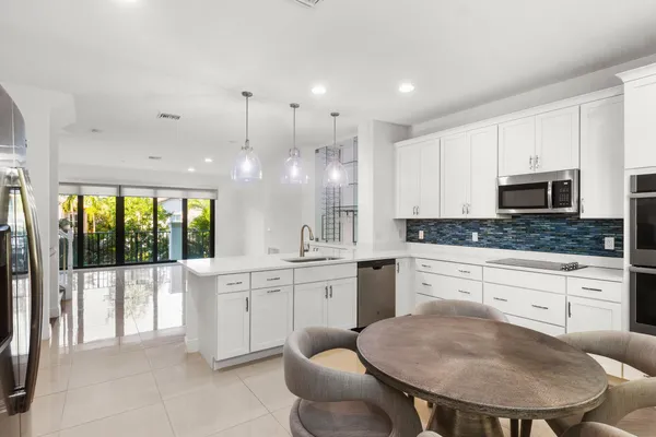 $4,750 | 613 Windward Circle North, Boynton Beach, FL 33435