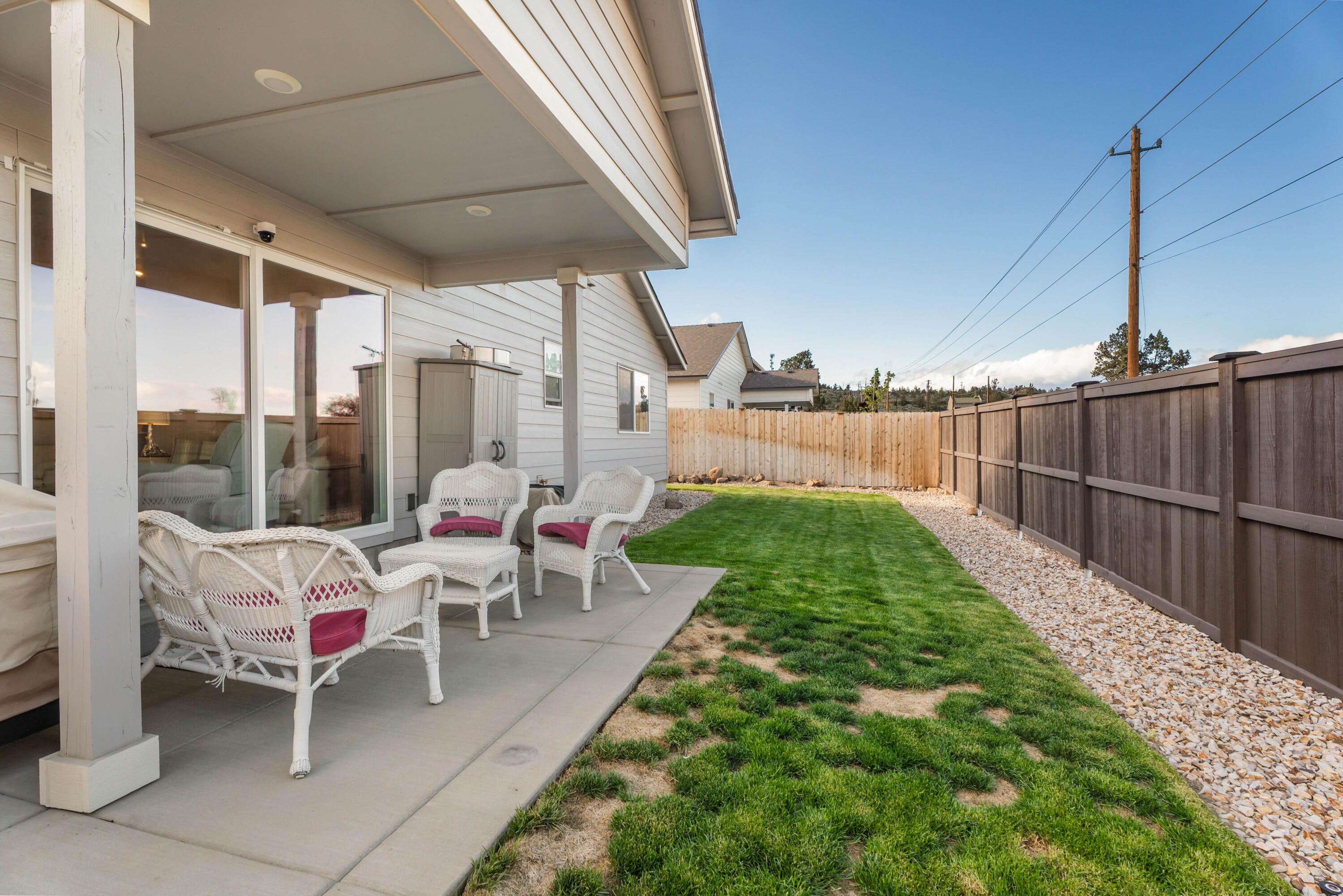 3556 Northwest 10th Street Redmond, OR 97756 - Photo 23 of 23 25-Exterior