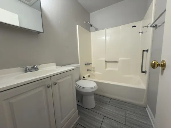 $1,125 | 4260 Highway 90, Unit 43, Pace, FL 32571