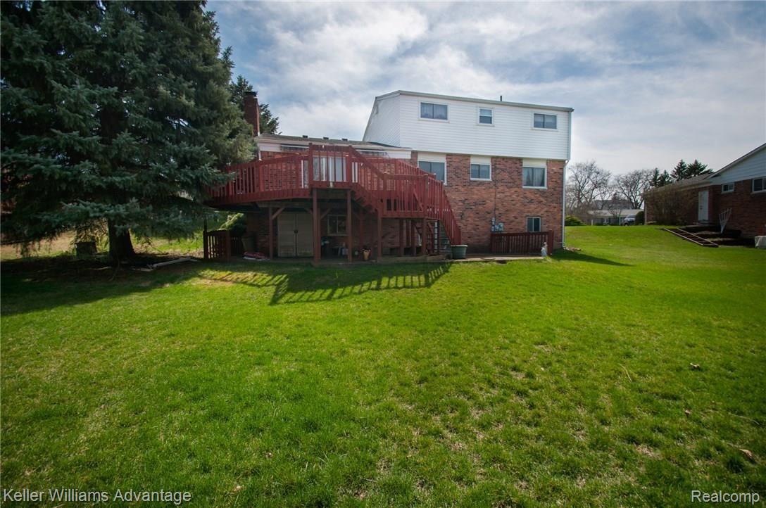 36538 Saxony Road Farmington, MI 48335 - Photo 36 of 41 Saxony_36538_Back_02.jpg