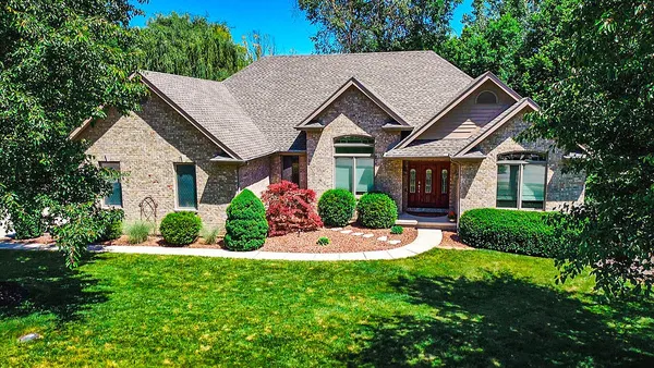 $599,000 | 1271 Oakleaf Drive, Beavercreek, OH 45434