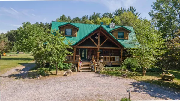 $1,255,000 | N7296 10th Lane, Westfield, WI 53964