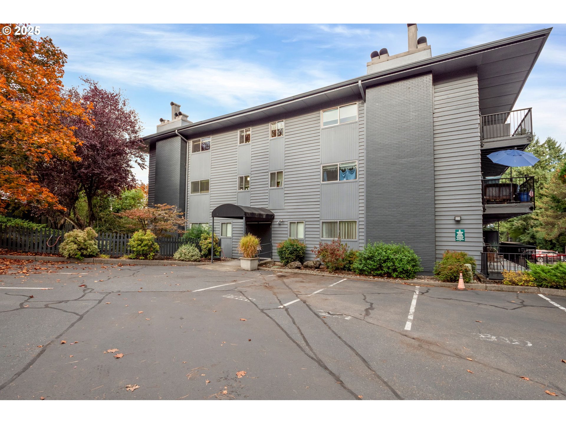 200 Southwest Burnham Road, Unit 200 Lake Oswego, OR 97034 - Photo 46 of 46