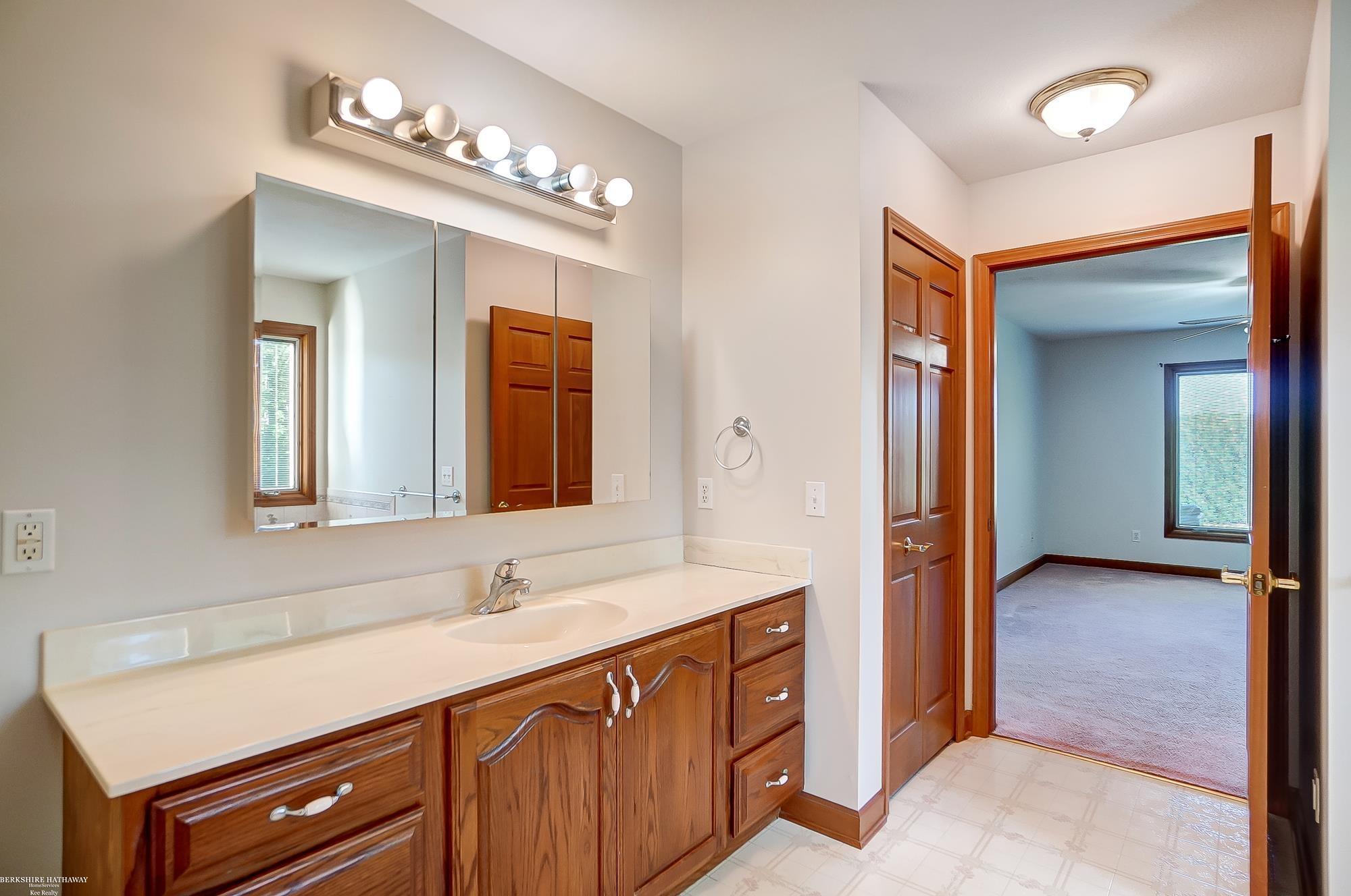 3371 Vivian Road Monroe, MI 48162 - Photo 24 of 57