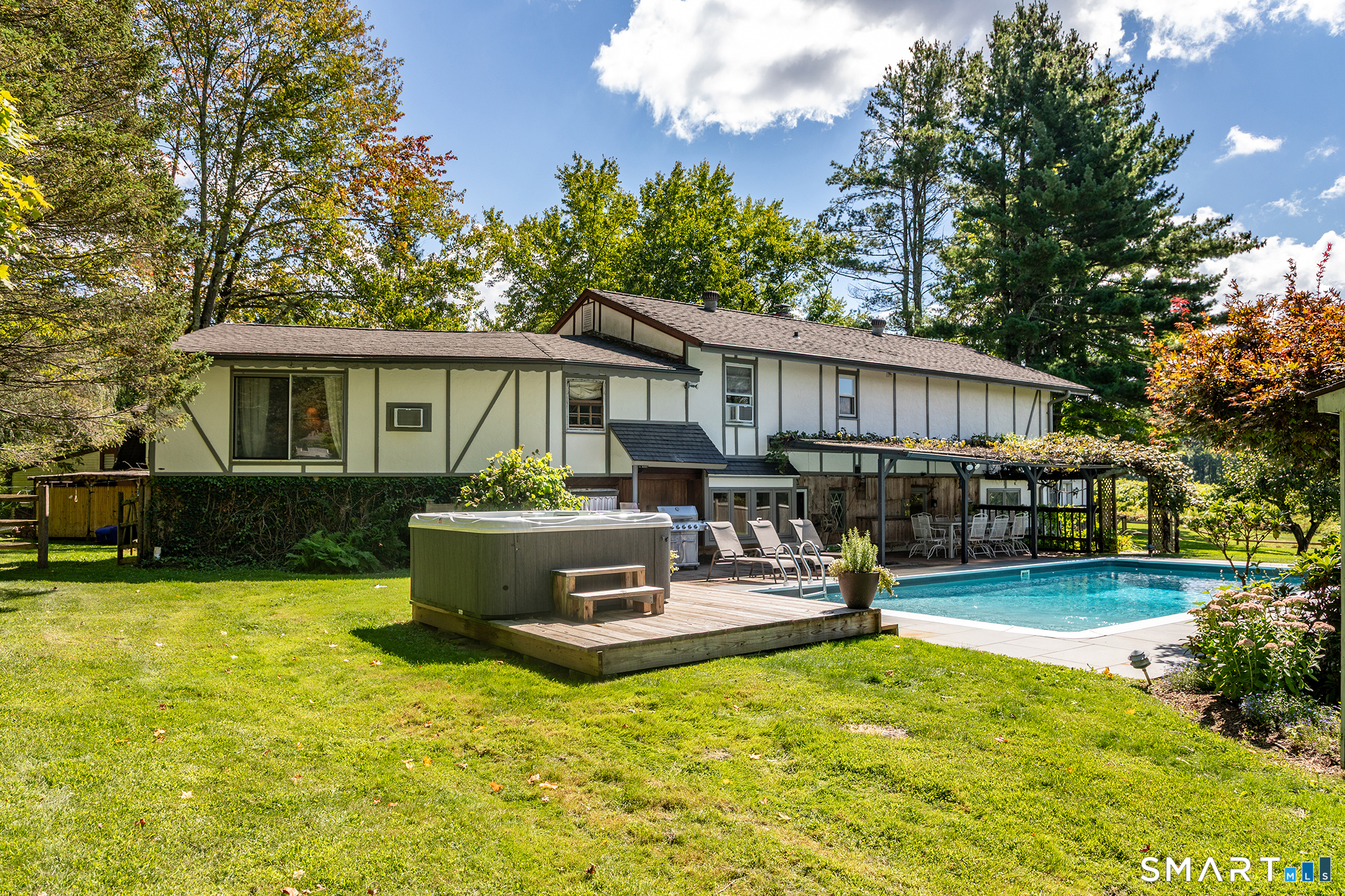 38 Strawberry Ridge Road Warren, CT 06777 - Photo 10 of 40 Gallery Image 10