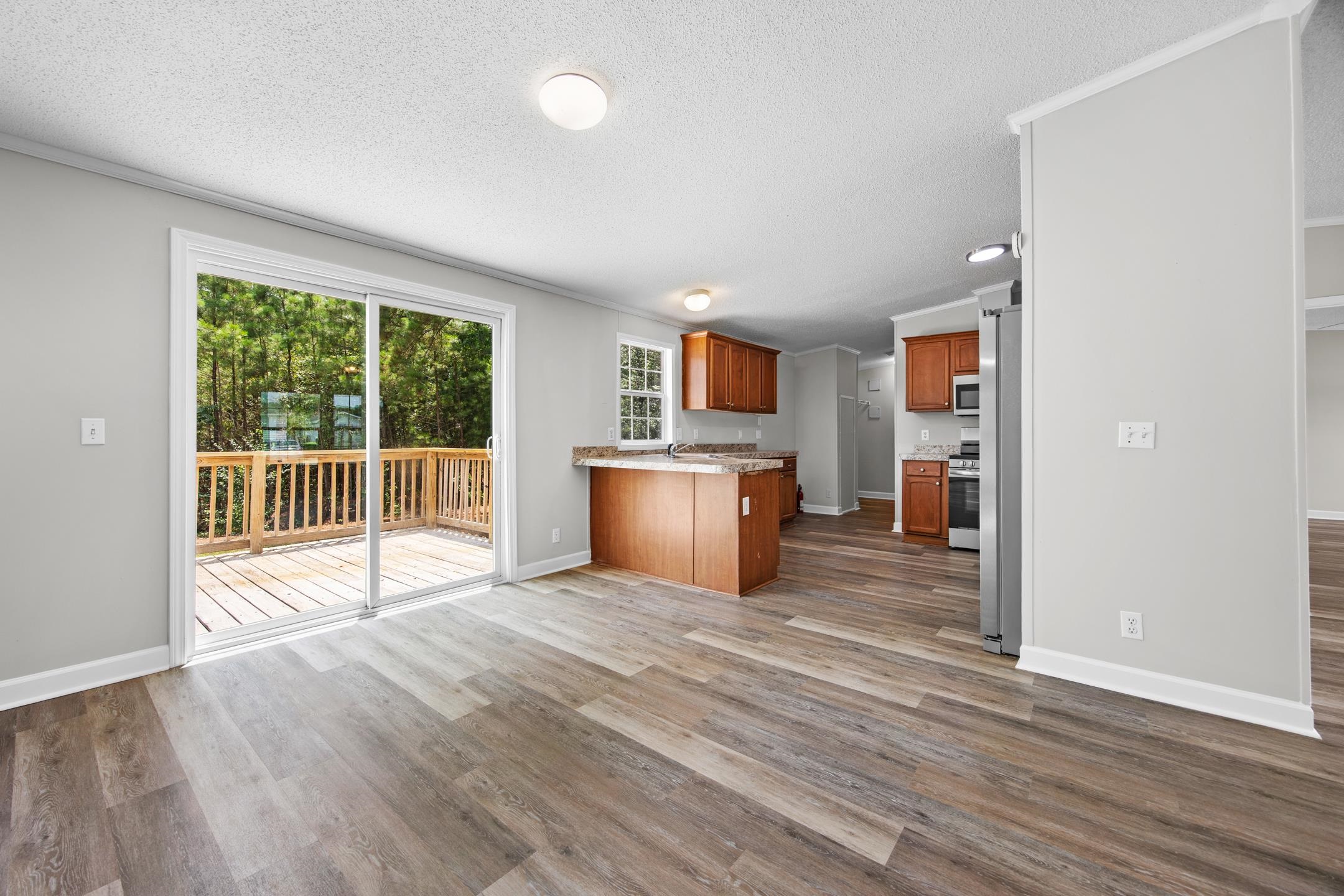 405 Overcrest Street Myrtle Beach, SC 29579 - Photo 10 of 47 Gallery Image 10