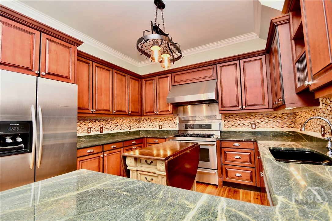 6 Oak Grove Road Athens, GA 30607 - Photo 11 of 62