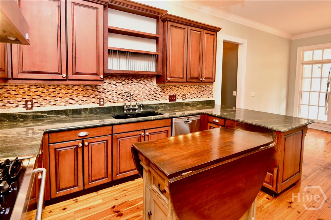 6 Oak Grove Road Athens, GA 30607 - Photo 13 of 62