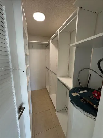 $2,600 | 145 Southeast 25th Road, Unit 601, Miami, FL 33129