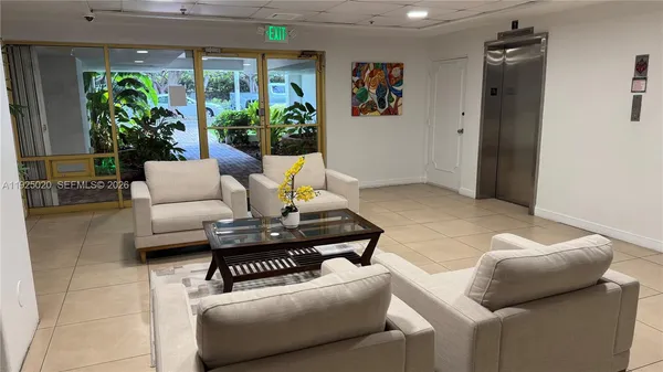 $2,600 | 145 Southeast 25th Road, Unit 601, Miami, FL 33129