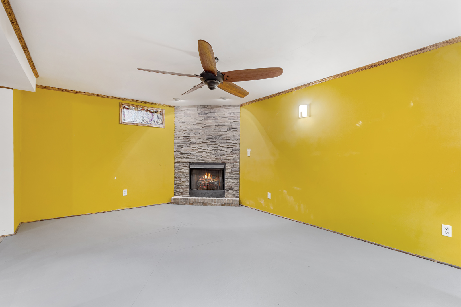 5394 South Mill Pond Road Rochelle, IL 61068 - Photo 16 of 28 a view of a indoor basketball court