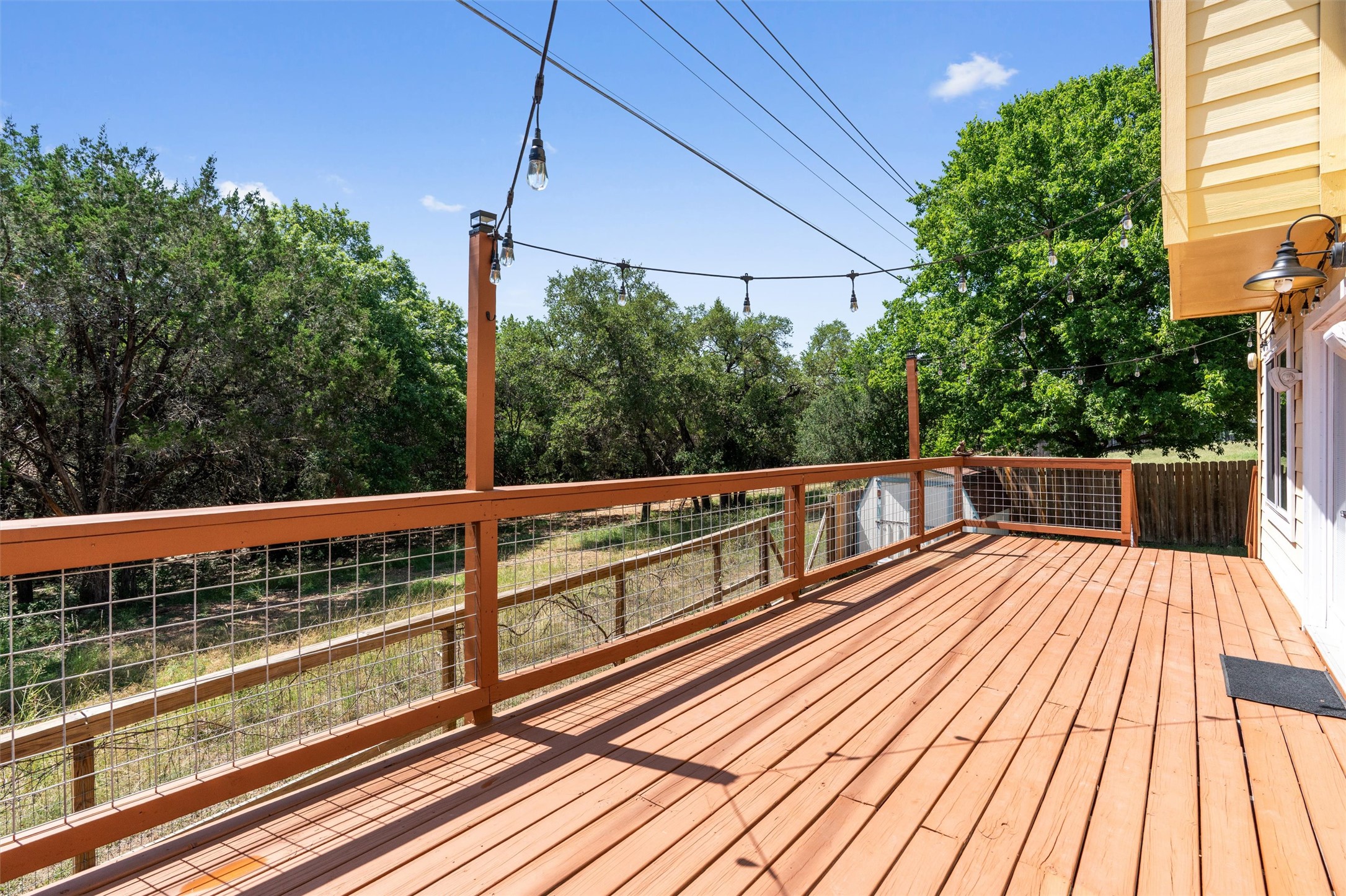 3011 Wadsworth Way Austin, TX 78748 - Photo 19 of 28 a view of balcony with wooden floor and fence