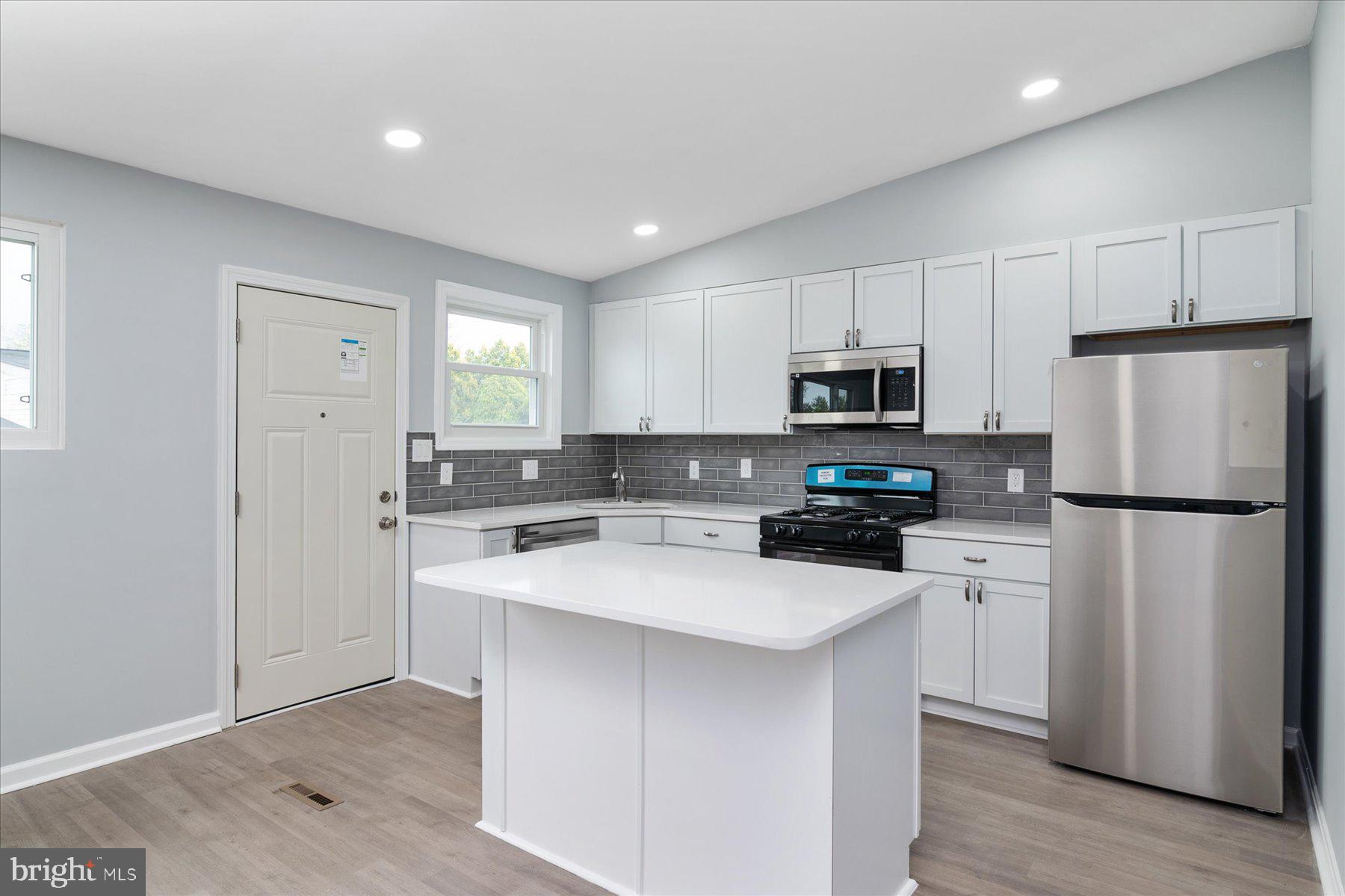 4613 Tema Road Pikesville, MD 21208 - Photo 4 of 27