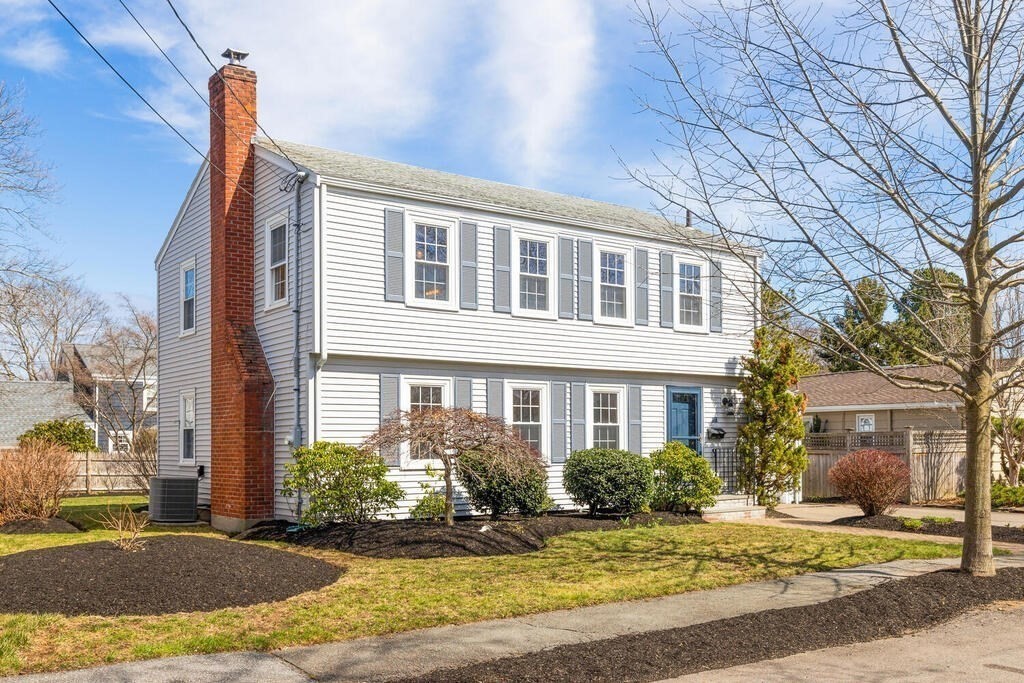 17 Canterbury Road Marblehead, MA 01945 - Photo 29 of 32 Gallery Image 29