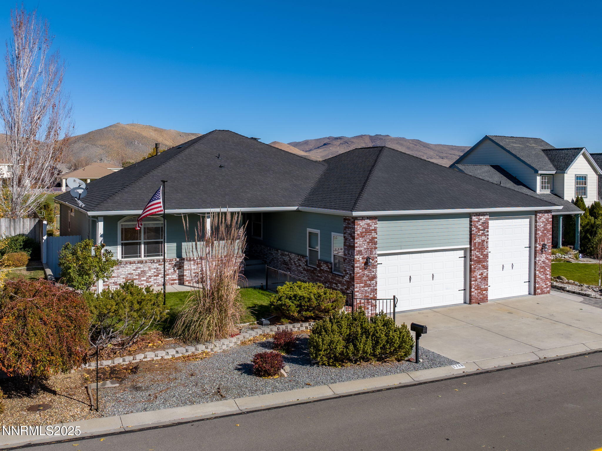2248 Oak Ridge Drive Carson City, NV 89703 - Photo 3 of 38 IMG_0478