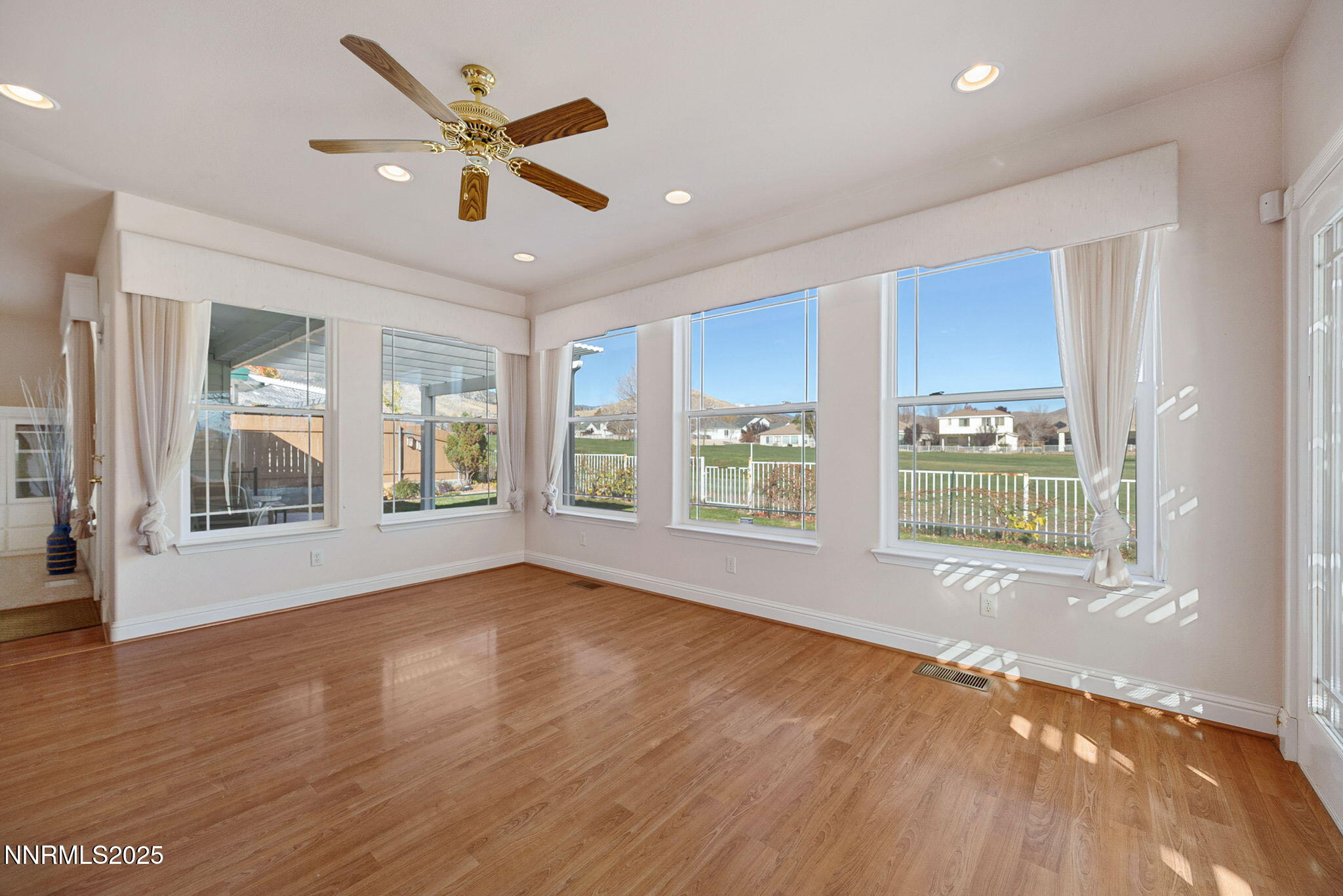 2248 Oak Ridge Drive Carson City, NV 89703 - Photo 10 of 38 IMG_0447