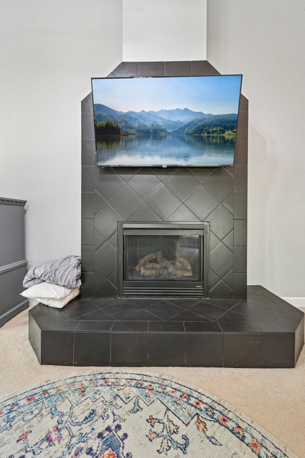 10669 Riverside Drive Powell, OH 43065 - Photo 46 of 103 Primary Suite Fireplace
