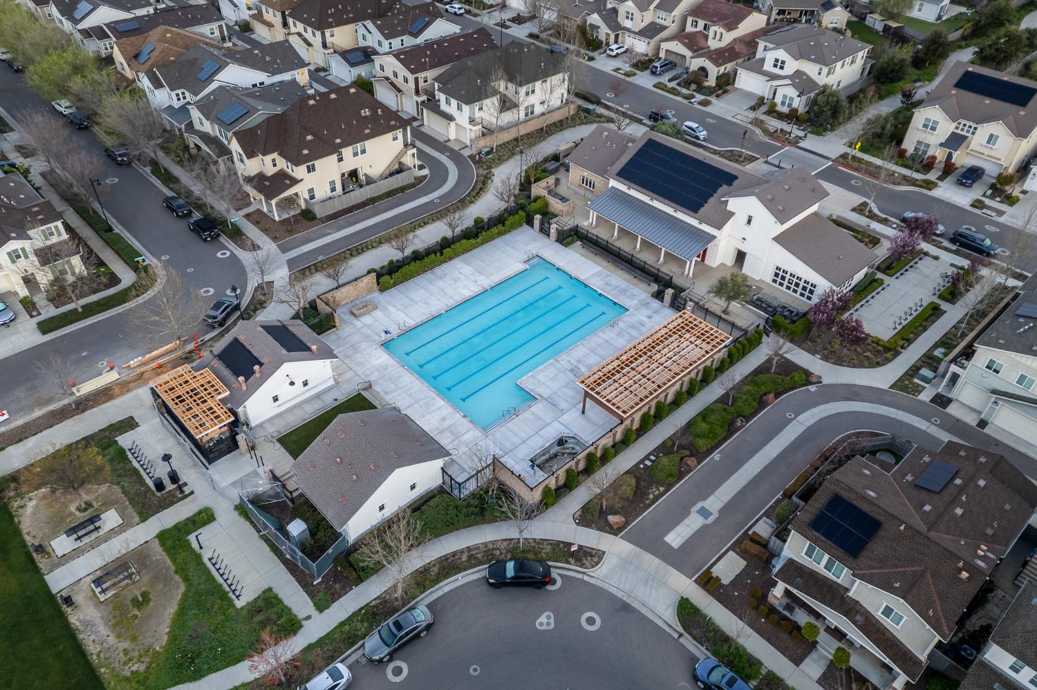 1661 Spring Street, Unit 433 Davis, CA 95616 - Photo 45 of 56 an aerial view of a residential apartment building with a yard