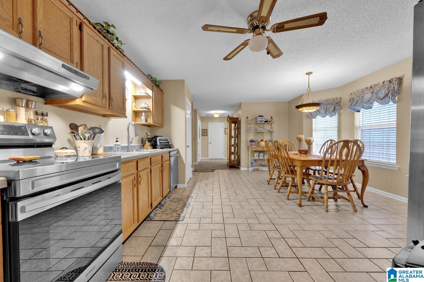 427 Mcclain Road Bessemer, AL 35023 - Photo 3 of 67
