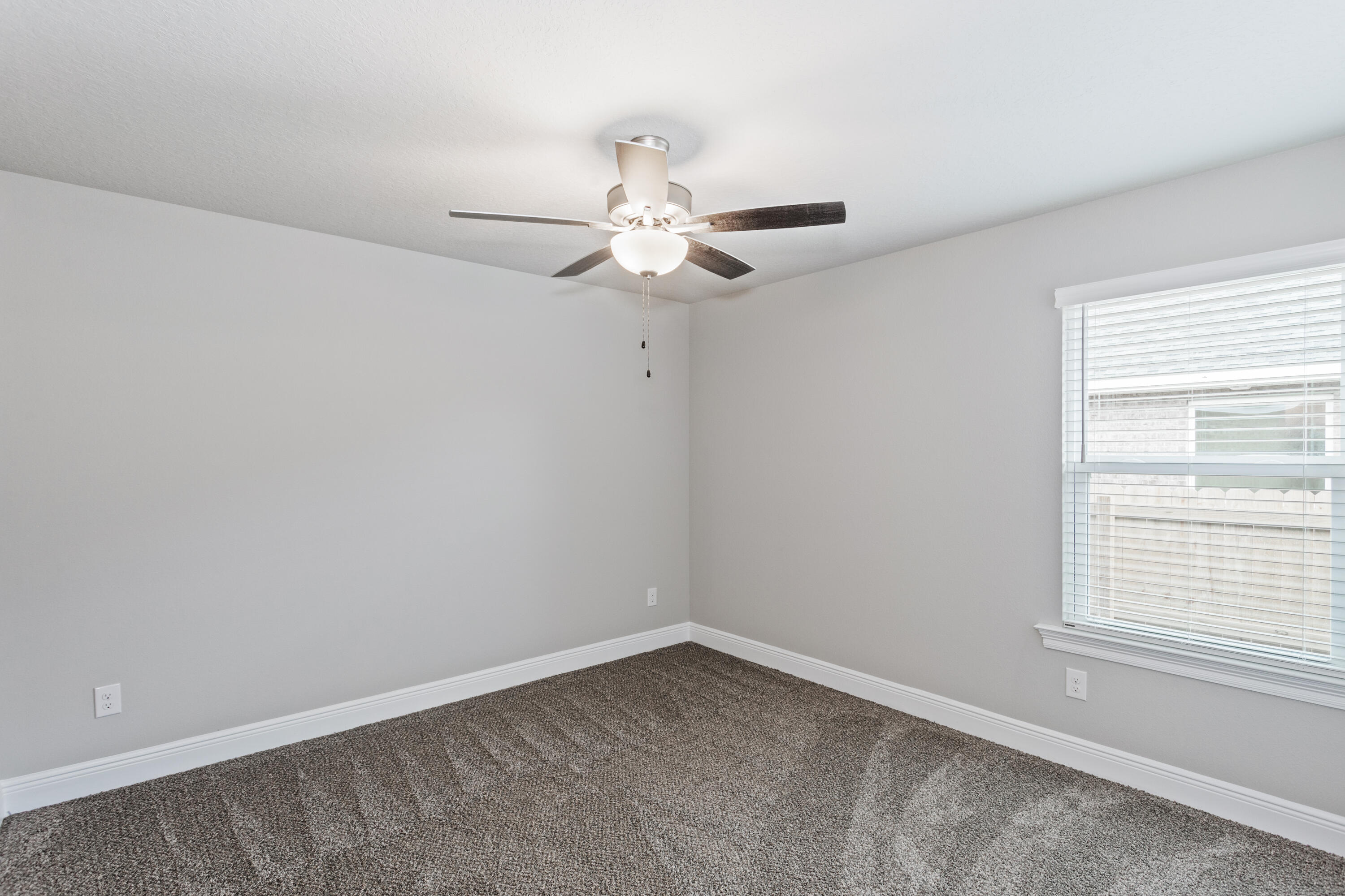 3464 Doyle Hawkins Road Navarre, FL 32566 - Photo 15 of 32 8564 La Salle Dr-16