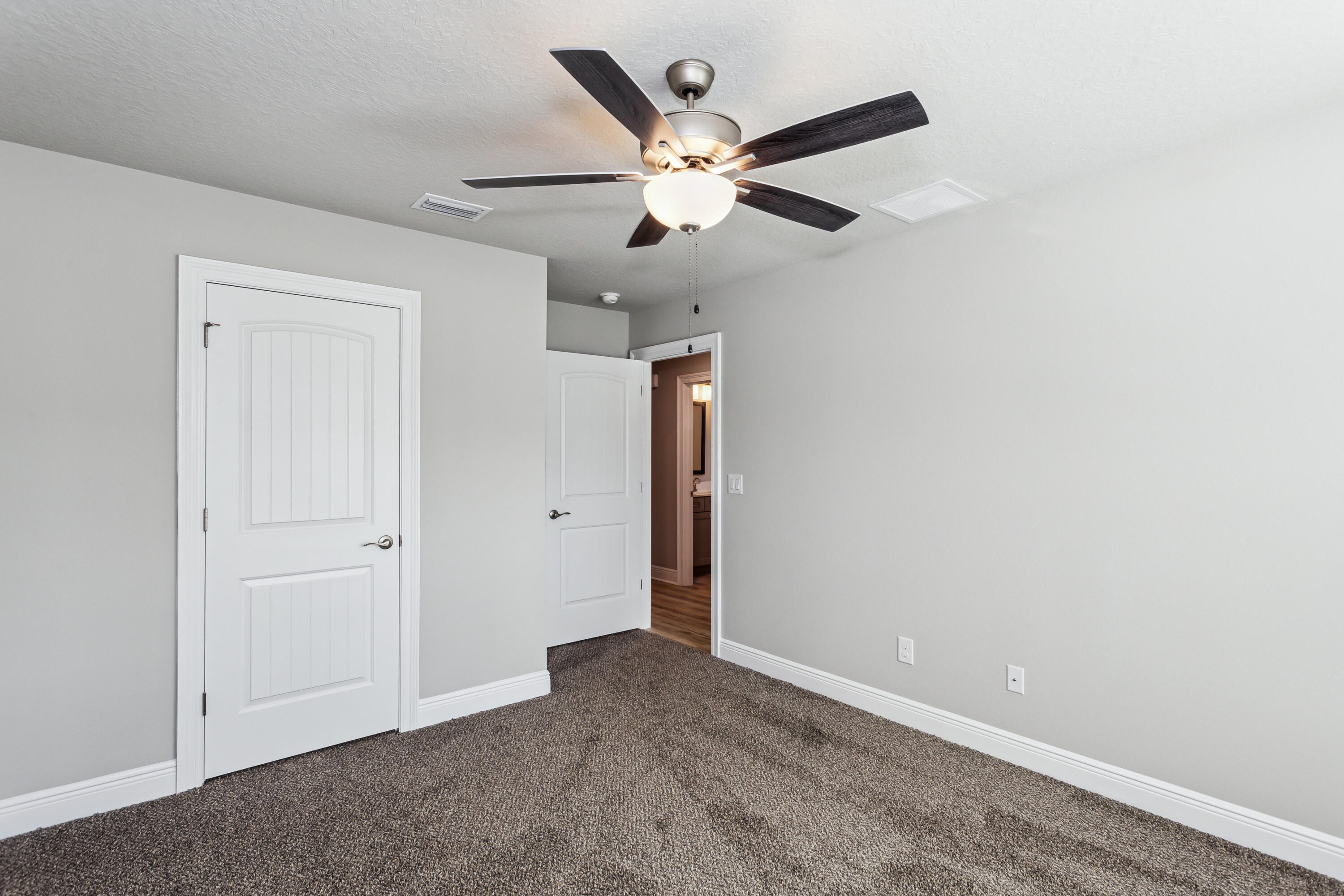3464 Doyle Hawkins Road Navarre, FL 32566 - Photo 16 of 32 8564 La Salle Dr-17
