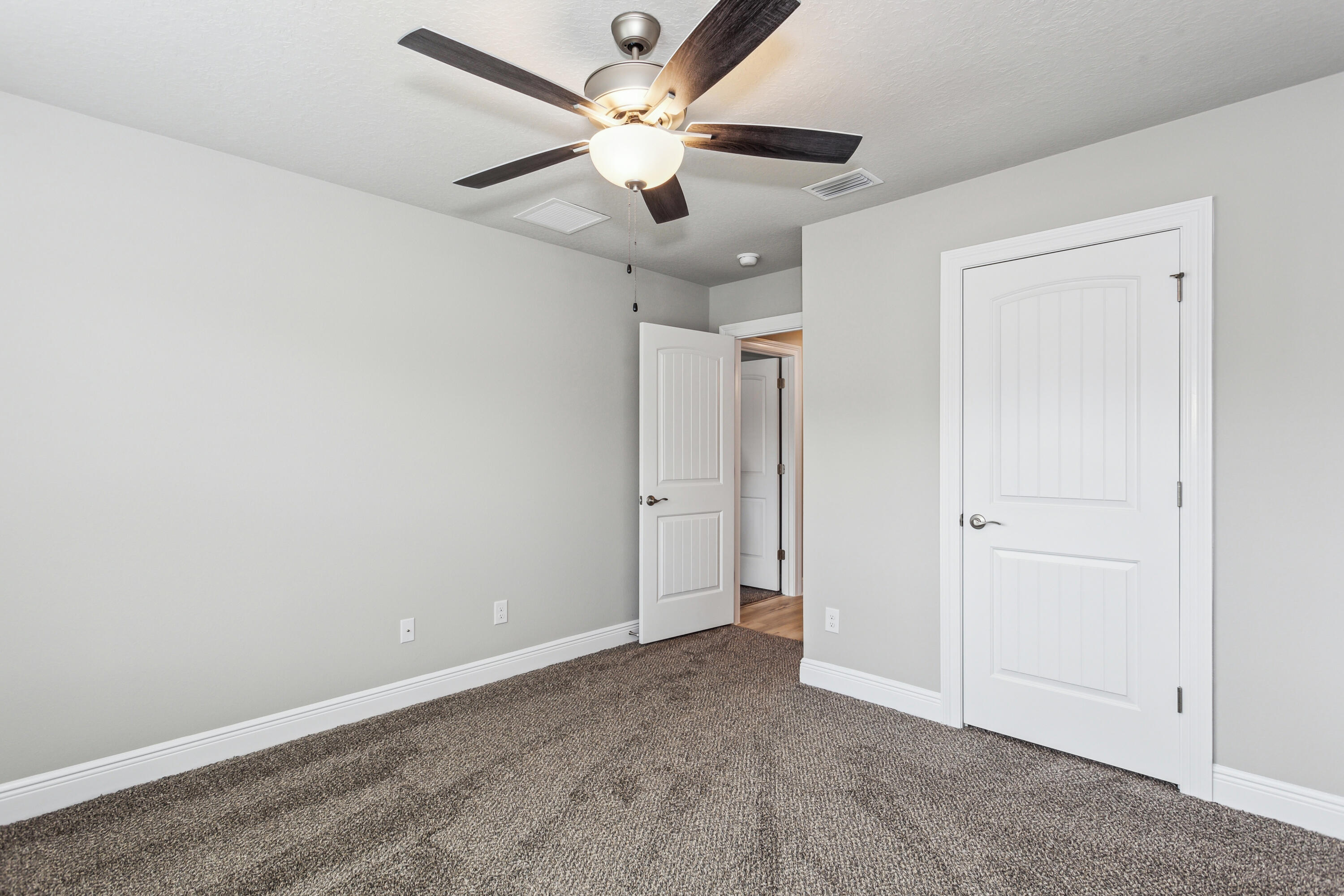 3464 Doyle Hawkins Road Navarre, FL 32566 - Photo 18 of 32 8564 La Salle Dr-19