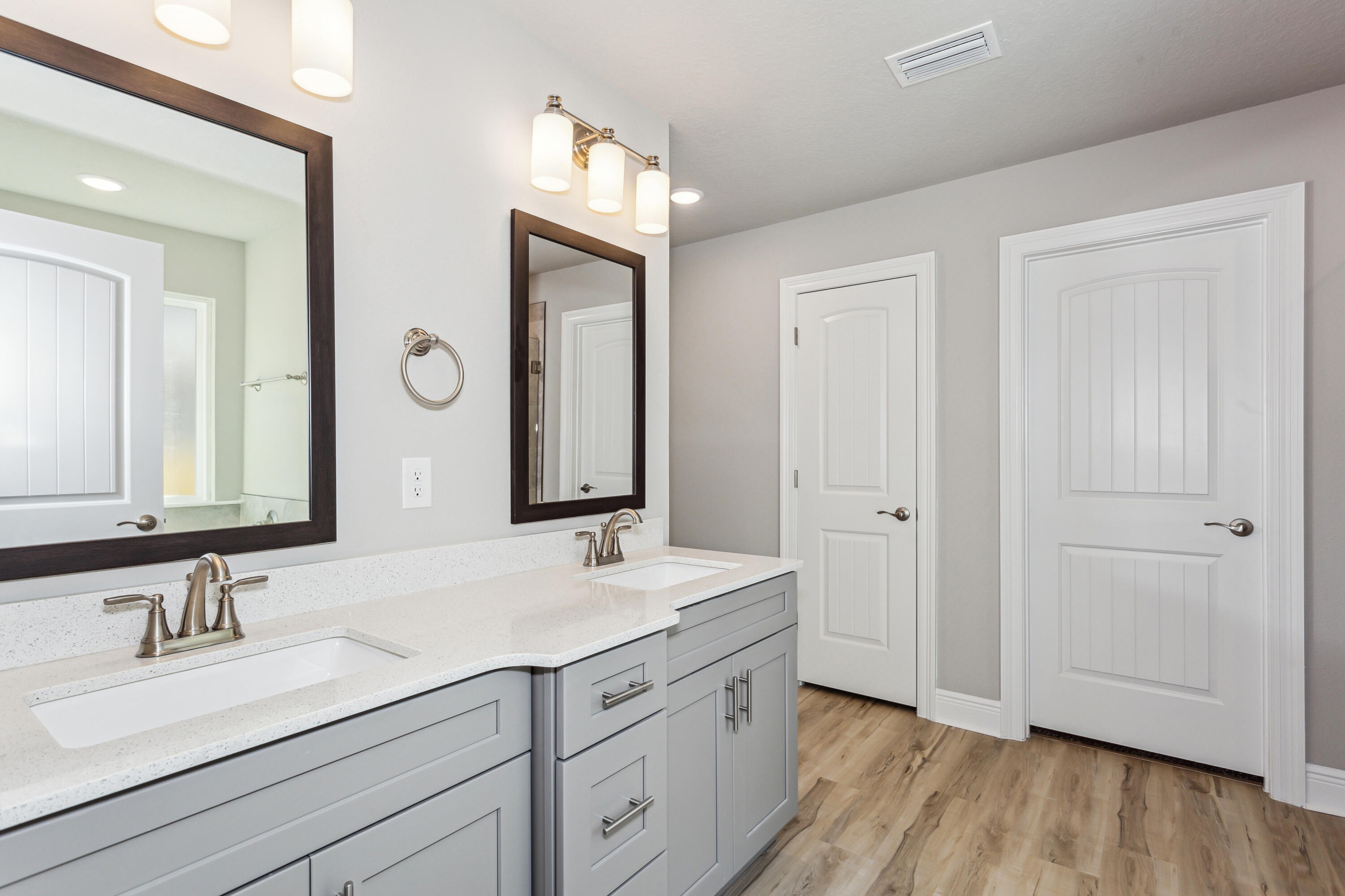 3464 Doyle Hawkins Road Navarre, FL 32566 - Photo 23 of 32 8564 La Salle Dr-24