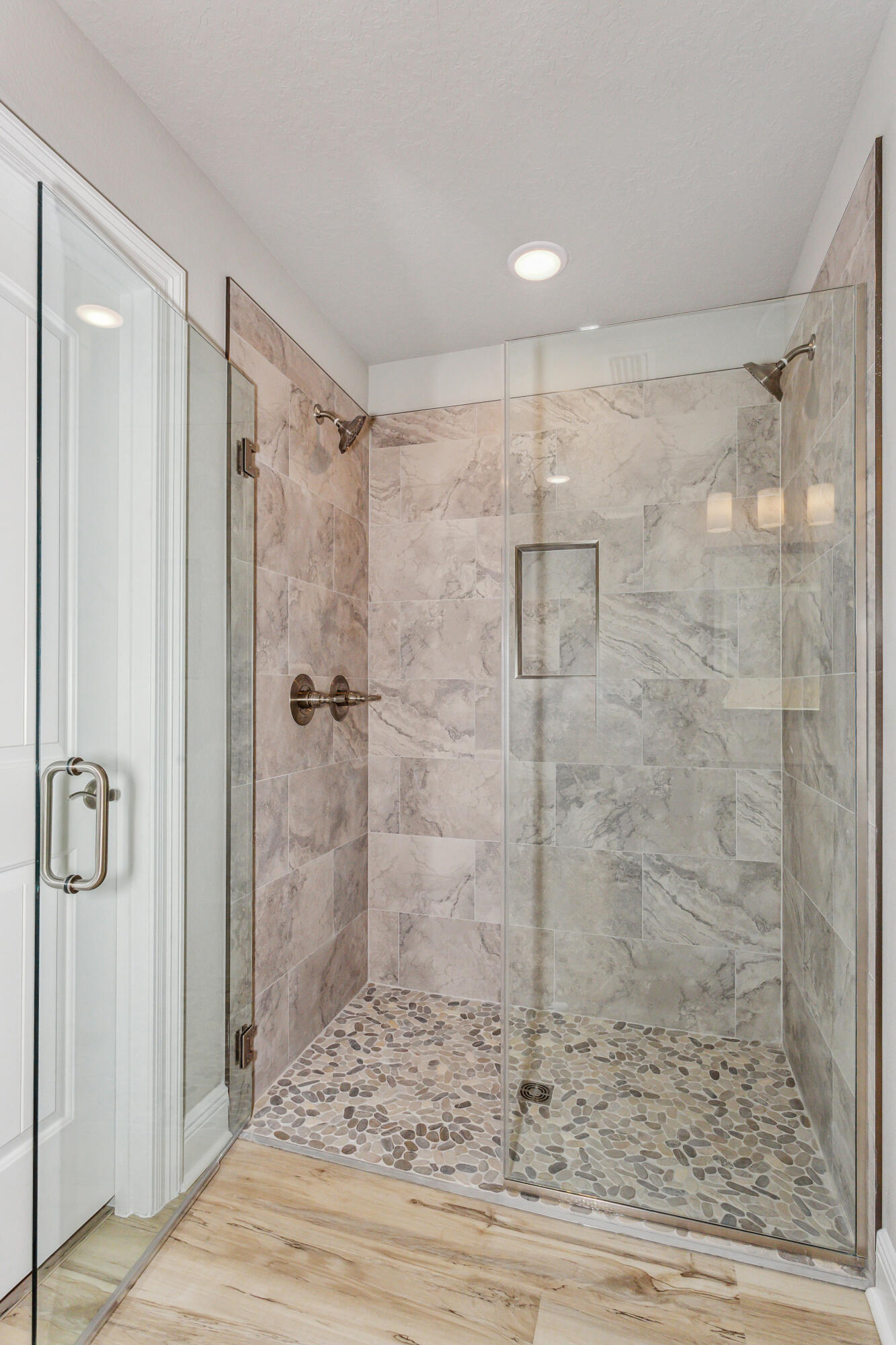 3464 Doyle Hawkins Road Navarre, FL 32566 - Photo 25 of 32 8564 La Salle Dr-26