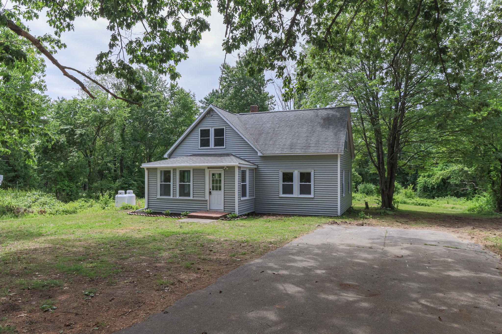783 Hooksett Road Auburn, NH 03032 - Photo 3 of 60 Gallery Image 3